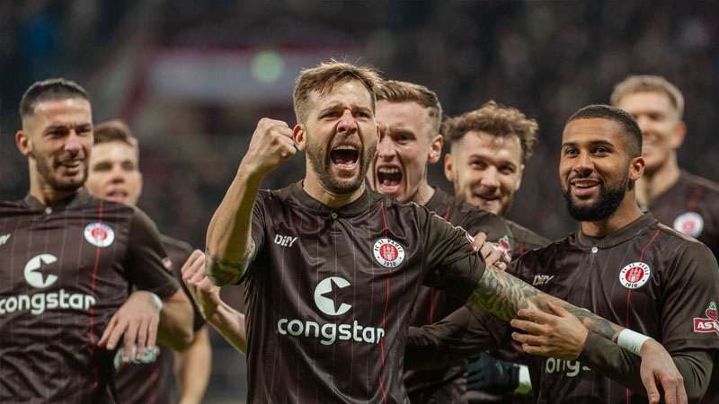 St. Pauli không có chút cơ hội nào để gây khó khăn cho Hùm Xám St. Pauli không có chút cơ hội nào để gây khó khăn cho Hùm Xám