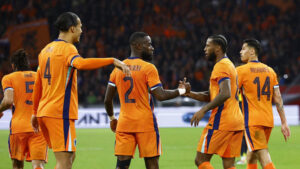 Đội tuyển Hà Lan cần phải tìm kiếm lợi thế trên sân nhà