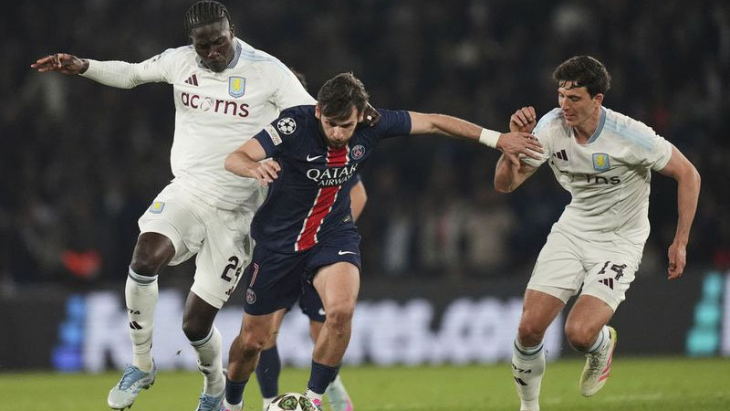 PSG đang chơi đầy khởi sắc ở tuyến trên PSG đang chơi đầy khởi sắc ở tuyến trên