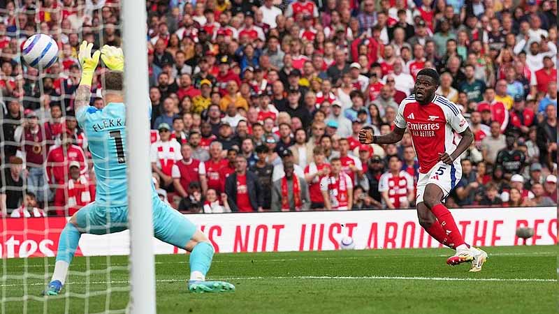 Arsenal để hòa 1-1 trước Brentford ngay trên sân nhà Arsenal để hòa 1-1 trước Brentford ngay trên sân nhà