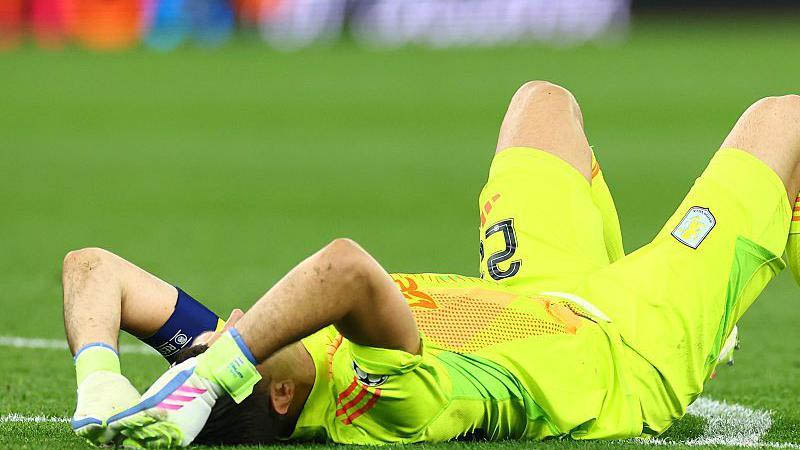Thủ thành người Argentina thất vọng sau trận Aston Villa vs PSG