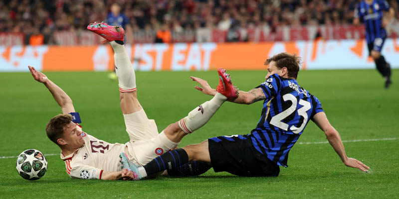 Hiệp 1 khép lại mà không có bất kì khoảnh khắc tỏa sáng nào Hiệp 1 trận Inter vs Bayern Munich khép lại mà không có khoảnh khắc tỏa sáng nào