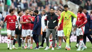 Chích chòe vẫn là một chuyên gia chớp thời cơ