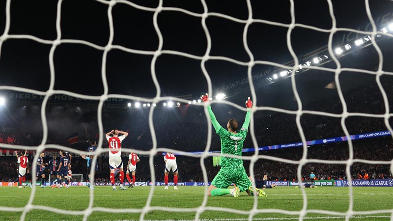 Hàng thủ PSG khóa chặt mọi ngòi nổ Arsenal Hàng thủ PSG khóa chặt mọi ngòi nổ Arsenal